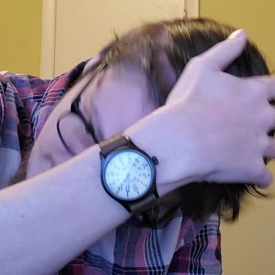 eikenia's profile picture. I break like glass. you break like waves on the ocean.