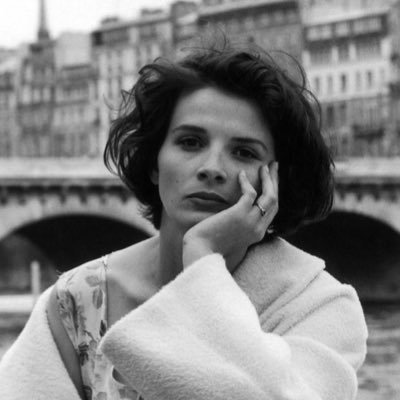 avaramuuuu's profile picture. 