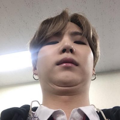 hello i got tired of my main twt so im here. basically, this is kalat