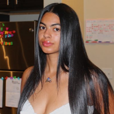 junecelest's profile picture. too cool for school