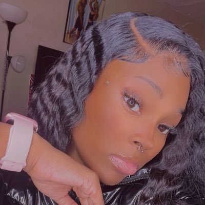 Flexing & finessing #FinesseQUEEN If Not Us 😍👩👧 Then Who 🤧