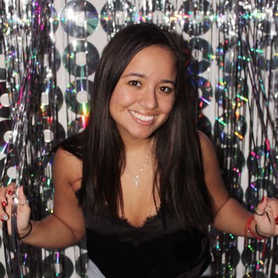 laysabelle's profile picture. 