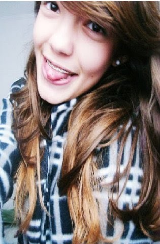 eu tenho 14 anos, sou chata,boba,arrooogante e não ttto aqi pra agrada ningeein (y) ! ,se não gosto fuck you _l_ , sou asin eér não vou mudar ;]]*
