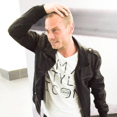 Creative Human / VP of Marketing @edgemediantwork #DSly #lifestyle #media #arts #culture #society