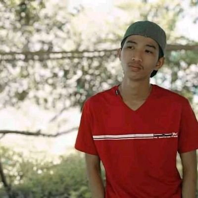 ujialthea's profile picture. Like