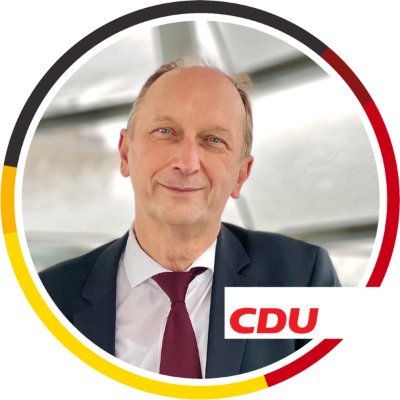 MdB, CDU, Anhänger einer sozialen/nachhaltigen Marktwirtschaft. Christliches Menschenbild. Motto hier: Don‘t listen to what I say. Listen to what I mean!