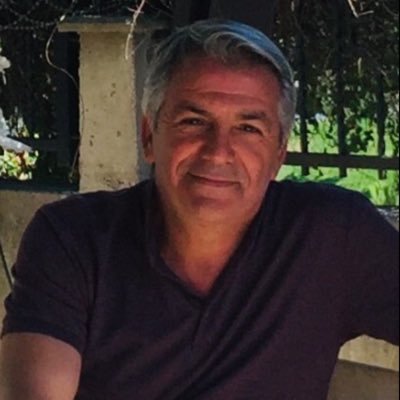 AdemakanN's profile picture. Bazen kilisede yatar,bazen  mescidi hane yaparım.Maksat seni bulmaktır. Seni her yerde  ararım..