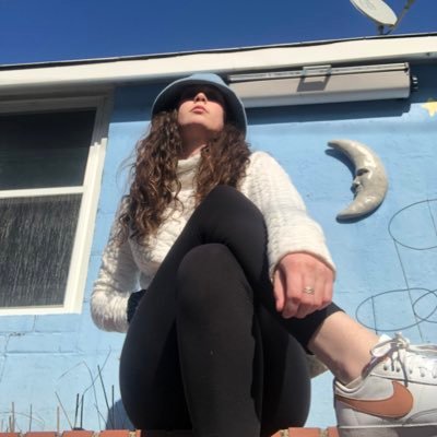 AliceTartaro's profile picture. oops