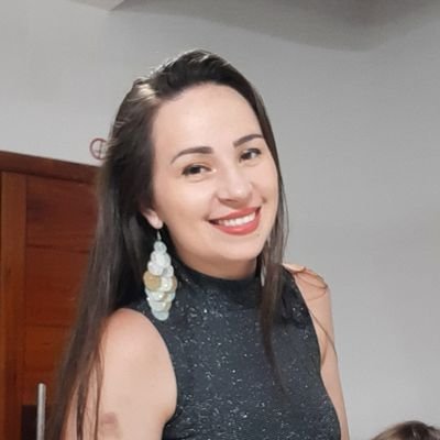 O que me torna uma pessoa especial é a capacidade de viver intensamente por uma causa, construir relacionamentos com os cuidados e muito amor