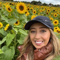 Ellen Leonard(@ElleLenn) 's Twitter Profile Photo