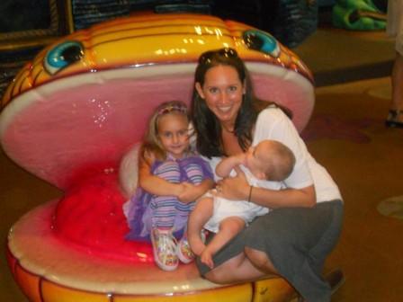 kakmccullough's profile picture. A child of God, wife, mother of three, striving to live Gods will for my life, my goal is to love EVERYONE and remind myself that Jesus died for ALL of us!!