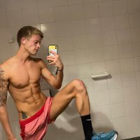 AJ (@placenta_cake) 's Twitter Profile