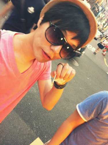 chic8126's profile picture. 