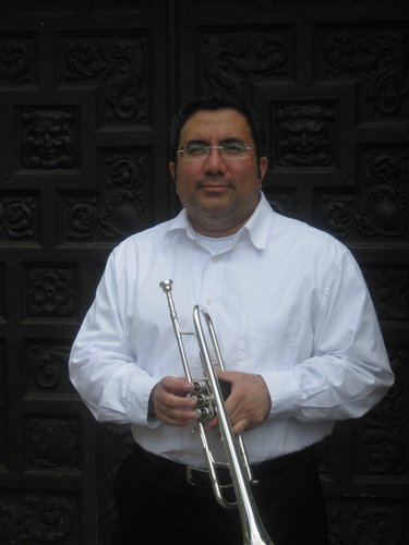 hugodlr's profile picture. Husband Father Theologian Minister Educator Gamer Role-Player Musician Bibliophile Introvert