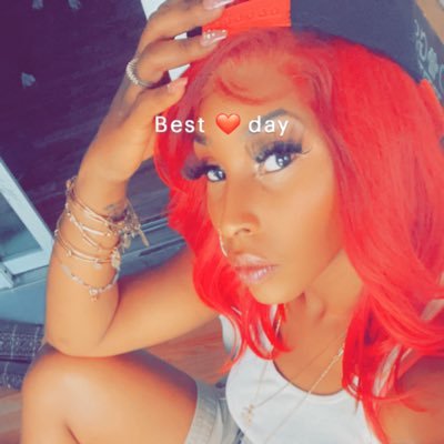 🦄Ethereal Queen. 🌹 in a bed of Flowers 🌌 Made in space ♓️ Born #Steelers⛓&Celtics🍀SC:Ms_Pulchritude IG:Queen_Pulchritude 🧜🏽♀️ Mermaid🌻Hippy🧚🏽♀️Fairy