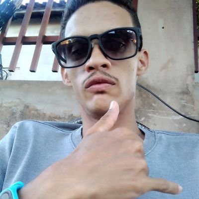 Sou Legal, Simpático, Feliz, Carioso, Amoroso, Amor De Pessoa, Maravilhoso, Honesto, Dar Atenção e Dar Muito Amor 😉♥️ Me Chama Lá No Whats Agr BB 67 992031557!
