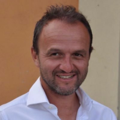 Commentatore di tennis e sport invernali per EUROSPORT, maestro di tennis, Toro non Juve