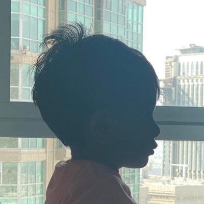 1990ussa's profile picture. artist and mom of RAWAN &MARWAN