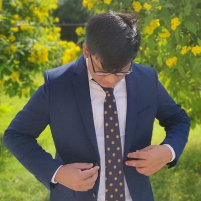 iBikku's profile picture. I surf around here,
press a few buttons and sometime click more for details and disappear. I'm trying to be unapologetically me.