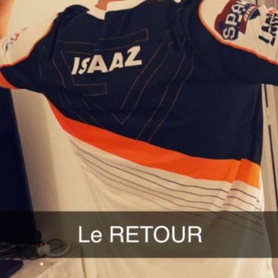 isaazisback's profile picture. 🇫🇷| Twitch Affiliate 👍🏻
 work for ? 👈🏼