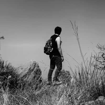 Caminante 🍃🍀🍄
Estudiante de Etnohistoria 👣
Fotografía amateur 📷
De sangre michoacana 🖤
Fandanguito para sanar el alma 🙏🏼