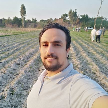 احرام على بلابله الدوح    حلال للطير من كل جنس؟!!

An English teacher 
spread happiness every where 😍