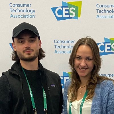 Ieva Gaigala et Maxime Paradis sont en direct de Las Vegas avec pour objectif de connecter les français présents au CES et mettre en avant leurs innovations.