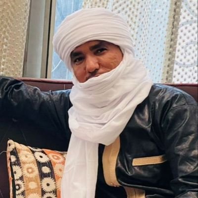 SSiagmedsidox's profile picture. Nous  avons tous à un moment ou à un autre essayer de réconcilier nos idées et nos efforts à la contribution du bien être de tous .