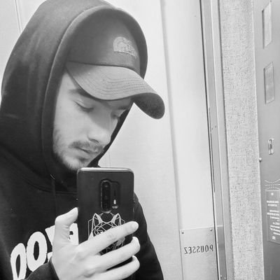 21.yo - FFXIV Player - Valorant Player ! -
Nekfeu supérieur all ! (En toute objectivité)