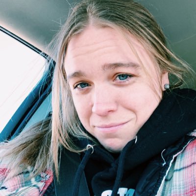 TheresaK03's profile picture. thanks to @abelanger41 for reminding me that I graduated from @uconn & played for @uconnwhoc