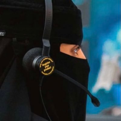 مشرفة لجنة الإعلام بهيئة الصحفيين السعوديين محرره صحفيه،باحثه اجتماعيه،سفيرة لجنة ( تراحم )،حساب منوع .ممثله للمنطقه بمهرجان الجنادريه . كن معنا في قلب #الحدث