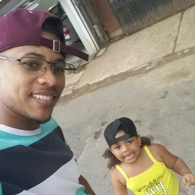 aqueles que me dão forças filha é Deus, 🙏🏽👶🏽♈