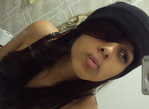 Carioca, Flamenguista Apaixonada. 
tumblr:http://t.co/QR3lA3rkIo
orkut: http://t.co/foNSekNcSf