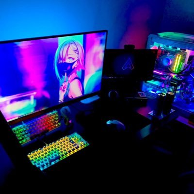 Apexにハマってます。最高到達ランクダイヤ2最高ダメ3700くらい。ダイヤ修行中です。PCキーマウ勢。ヴァロとOW2もやってます。成人男性。常時フレンド募集してます。DMでもリプでもくれたら嬉しいです。