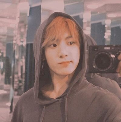 she /her|my happiness Bts♡♡|
sec acc @happinessbangtan