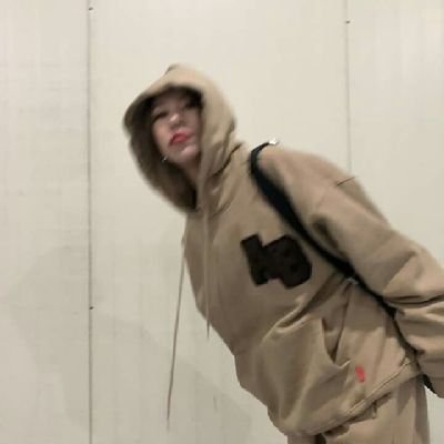 created this acc so i can read au's :p