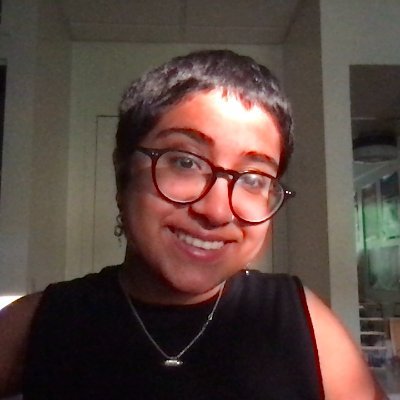 artbynav's profile picture. vanderbilt '22 | she/her | biology & art!