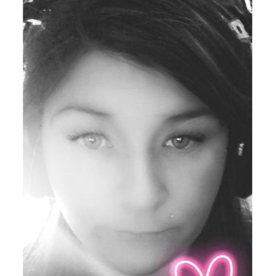 madhatter220's profile picture. 