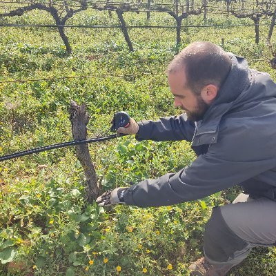 Husband, father (almost 3). PhD in Geography and DEng in Geomatics (soil geography+geomorphology) working in @CanalUGR 
@gradogeo_ugr #EGEMAP