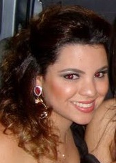 Rafasami's profile picture. O segredo é não correr atrás das borboletas... É cuidar do jardim para que elas venham até você.
Mario Quintana