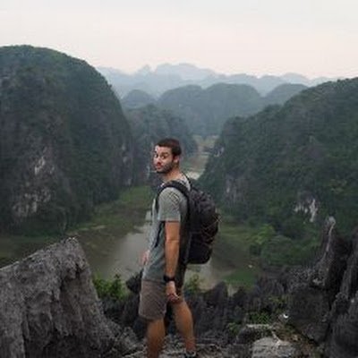 gerardmota93's profile picture. Living in sunny Algarve