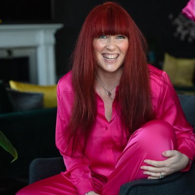 kirstymacs's profile picture. Business sorter outerer and good deed do-er.