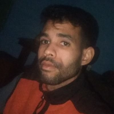 Cuban Boy , Dota , anime , electrónica , pop , rock y hip hop.
La mejor manera de ser ,es ser uno mismo