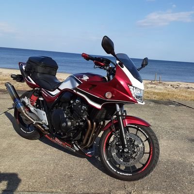 ドラッグスター400から2020年CB400SB(NC42)を納車し、少しカスタムしています。