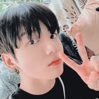 @mlkyttae 's archive. || psychologist loves dey !? hello ₍ᐢ⸝⸝› ̫ ‹⸝⸝ᐢ₎ ⟆ see dey’s magic land ! detected belongs to taekook and @BTS_twt