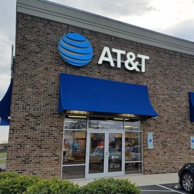 Welcome to the Hickory Store location. Join us in our journey as we grow, learn, and inspire our community. 1 team with 1 dream. 🏆 *All opinions are our own*