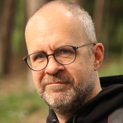 Father, internationally oriented paediatric surgeon/scientist, classical music and gourmet food lover, animal friend and Ajax fan. Not always in this order