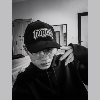 PhongVan_Dvfb's profile picture. 🖤
