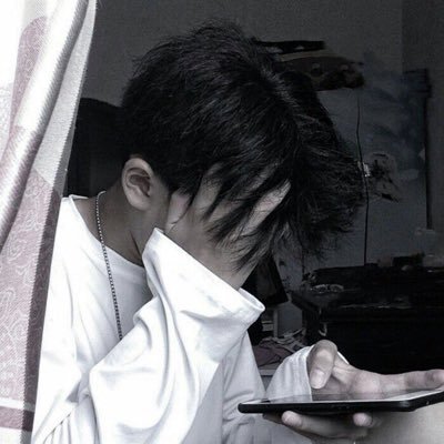 Mademepls1's profile picture. music, sport