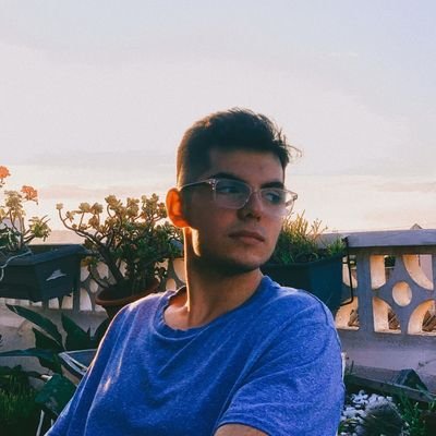 eelagxss's profile picture. Cartagena✌️
Derecho UMU⚖️